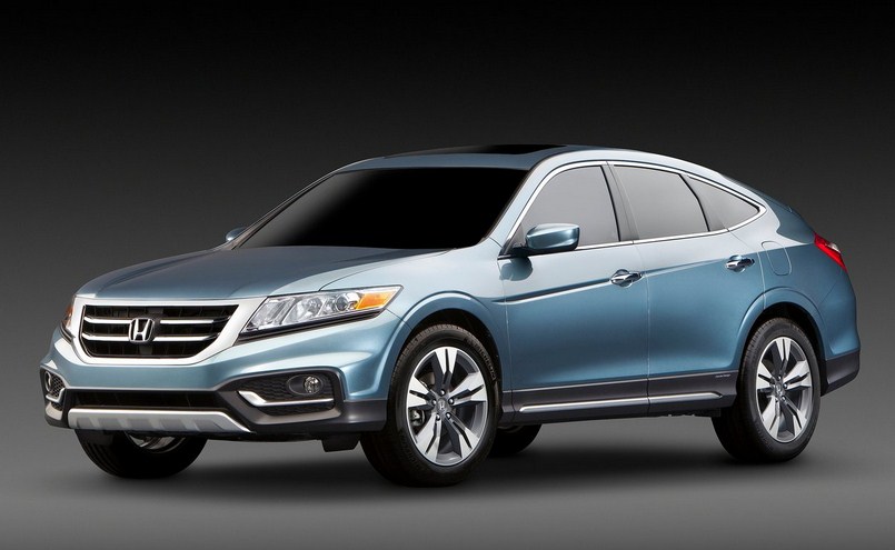 Đánh giá Honda Crosstour Concept (2013): Mẫu xe crossover thể thao và đa dụng