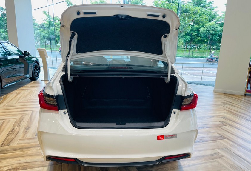 Đánh giá chi tiết Honda City L 2026