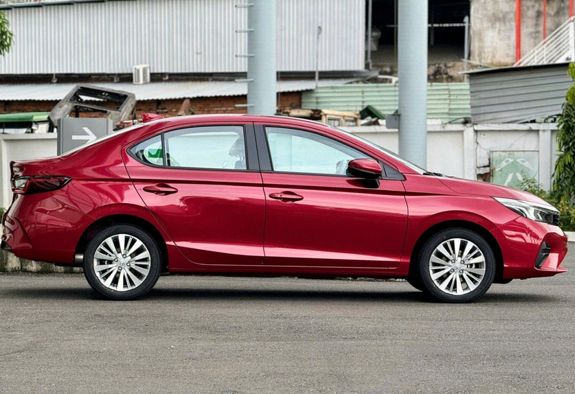 Đánh giá chi tiết Honda City L 2026
