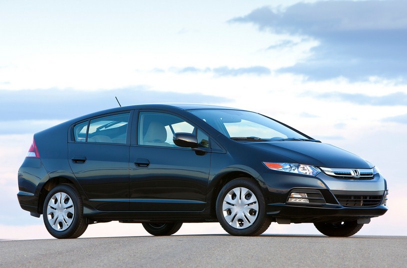 Đánh giá chi tiết về Honda Insight 2012