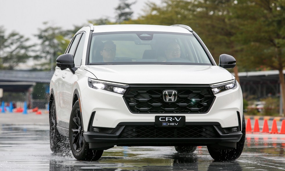 Giá Lăn Bánh Honda CR-V Tại Bắc Giang 2026: Xe Dành Cho "Thủ Phủ Vải Thiều" – Vừa Chở Hàng, Vừa Chở Người