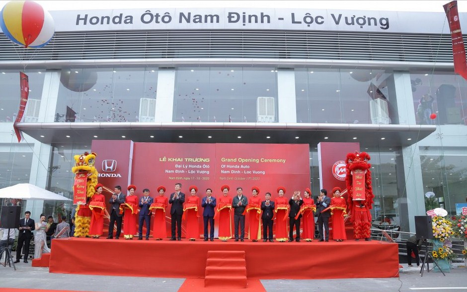 Honda Ô tô Nam Định - Lộc Vượng: Showroom hiện đại, dịch vụ hoàn hảo